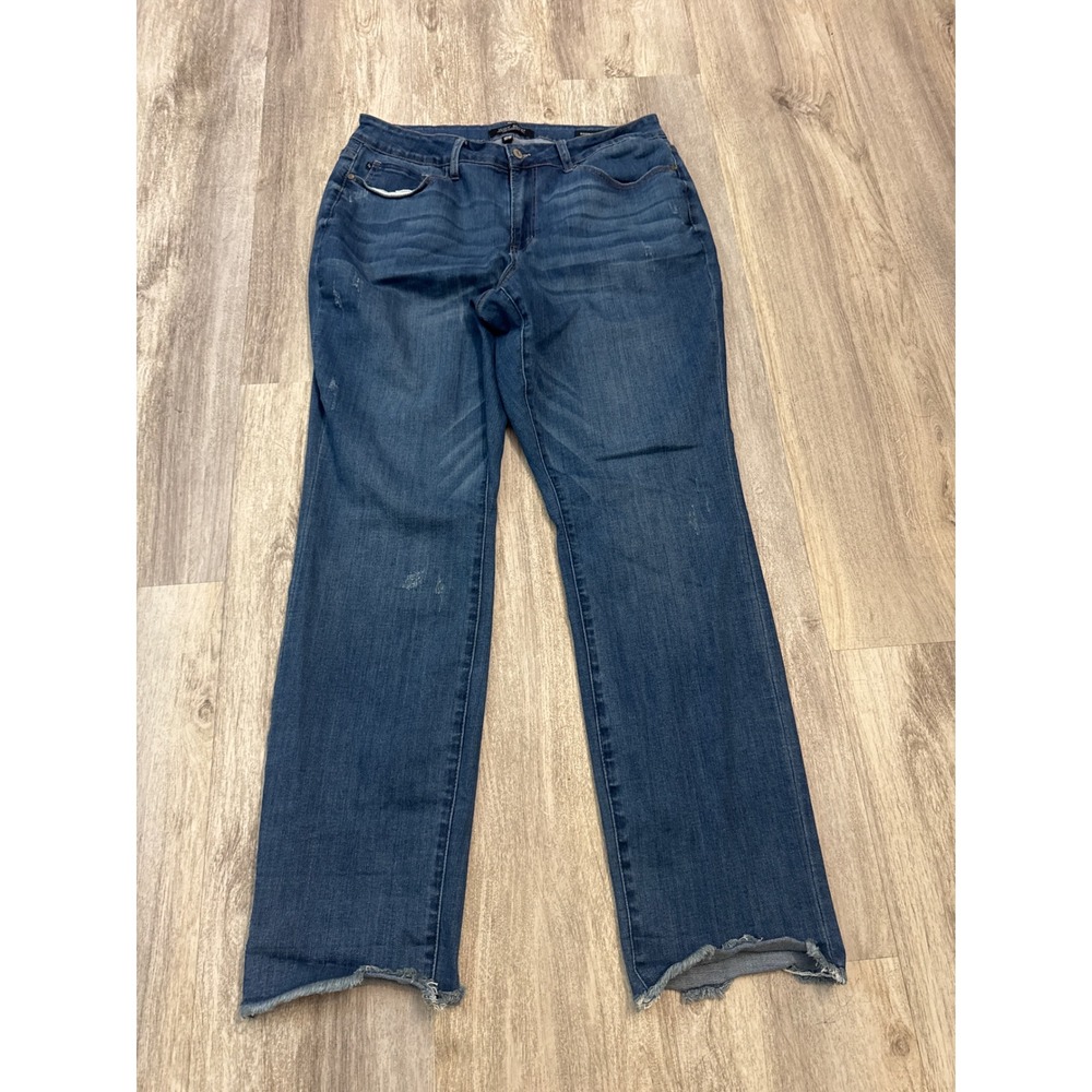 Judy Blue Boyfriend Fit Jeans Women Size 18W Medium Wash Distressed Raw Hem